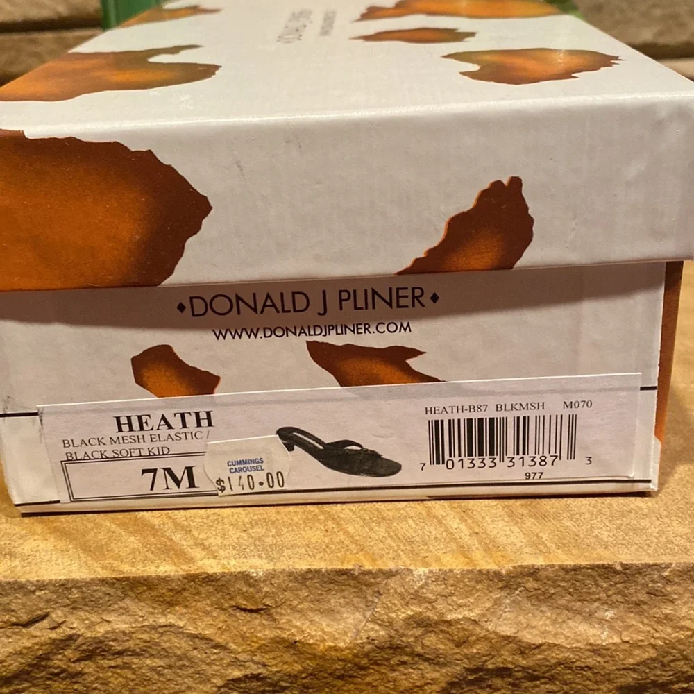 Donald J. Pliner Black Bow Slide Sandals - Picture 9 of 9
